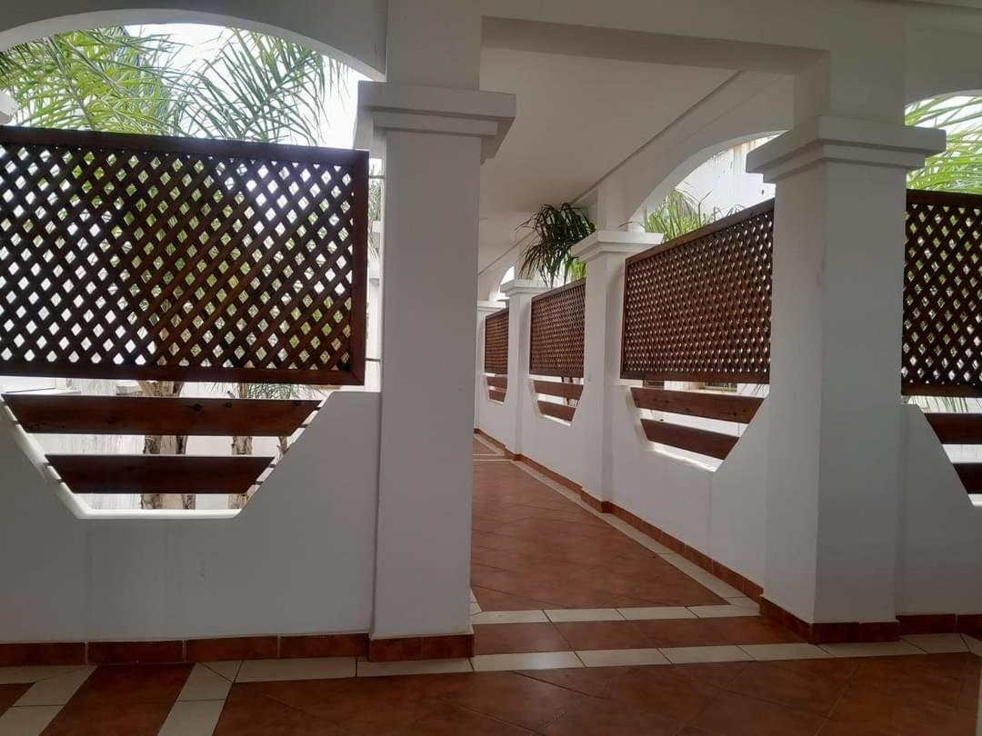 Appartement De Vacances Beralmar Chez Houda 艾西拉 外观 照片